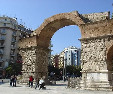 Apartment Modern In The Heart Of Thessaloniki